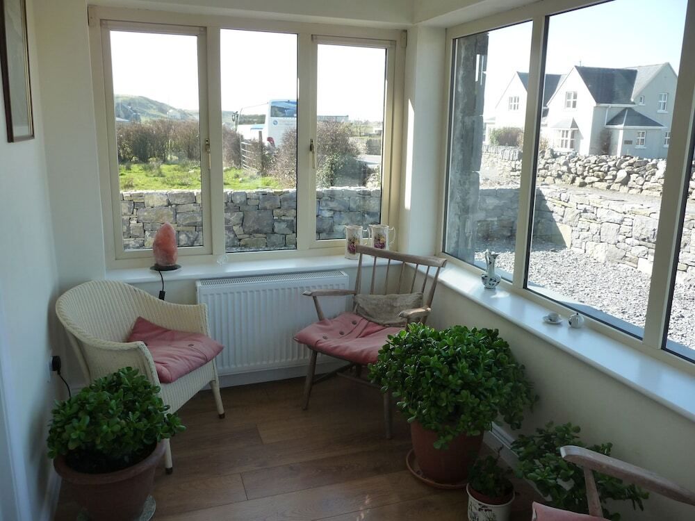 Cois na hAbhann B&B - דולין