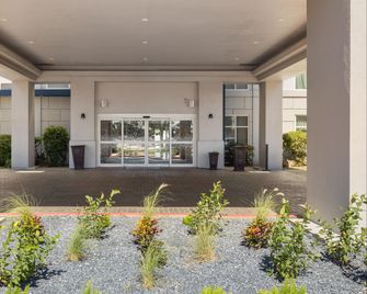 Hampton Inn & Suites Mcallen - Mcallen - Gebouw