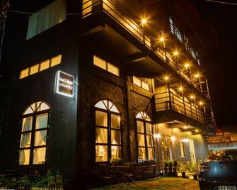 Bed And Butler Hostel - Bangkok - Edifici