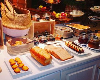 Le Konine - Montceau-les-Mines - Buffet