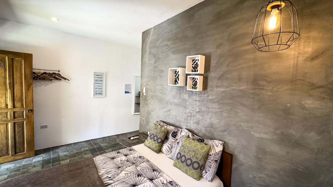 ألونا باويكان