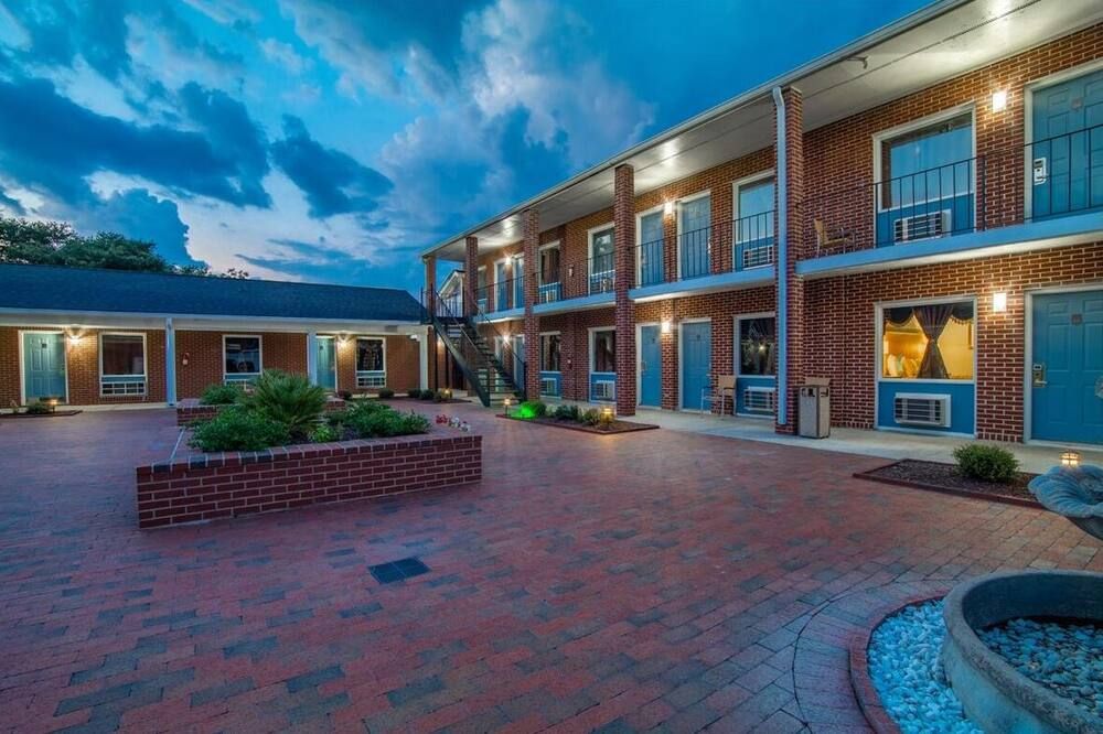 Winton Inn & Suites - Barnwell - Gebäude