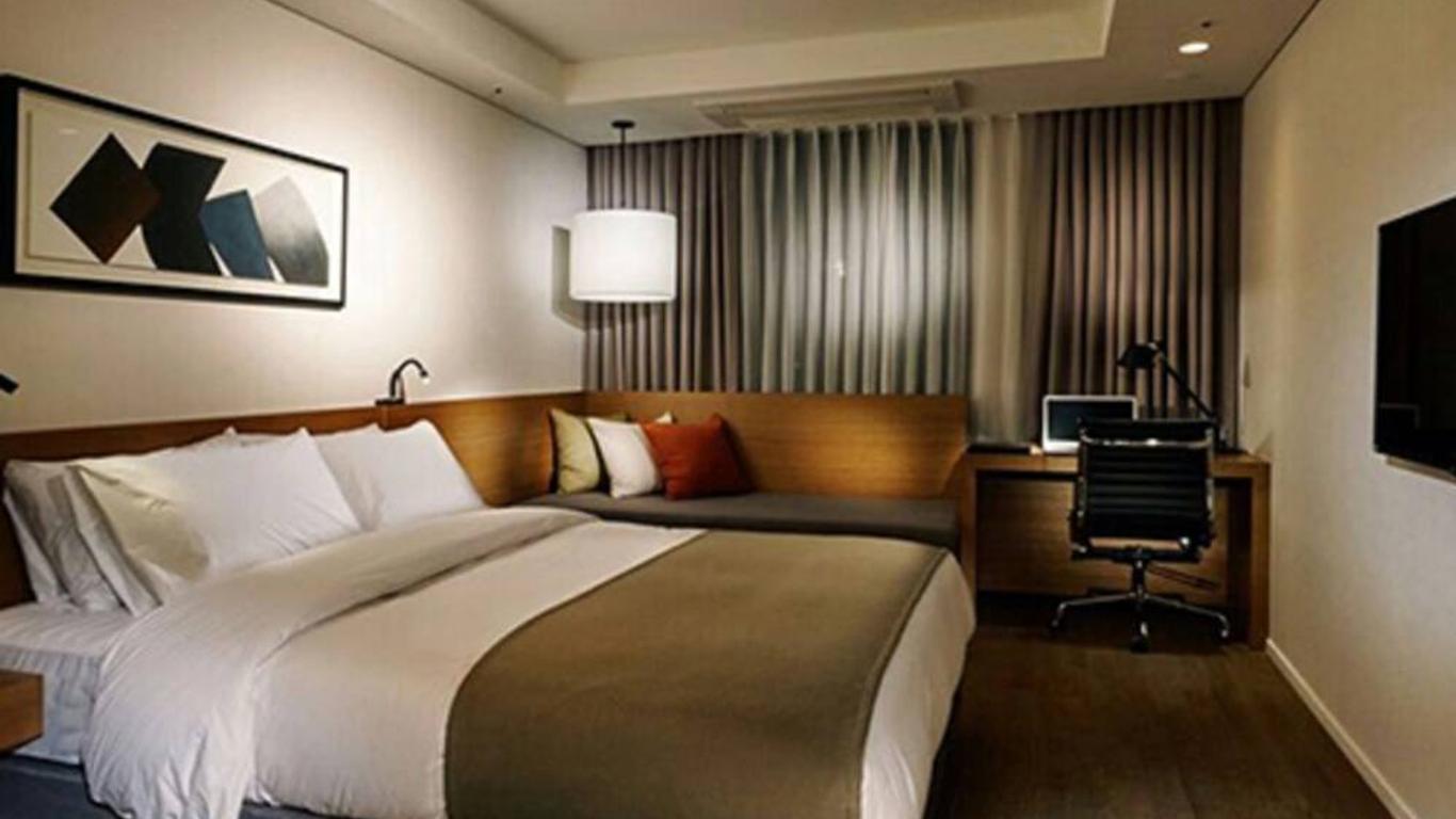 Ramada by Wyndham Gunsan