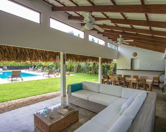 Arganama Guesthouse - Playa Coronado - Patio