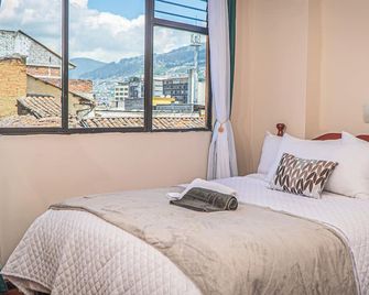 Ukuku Hostel & Rooftop - Quito - Quito - Quarto