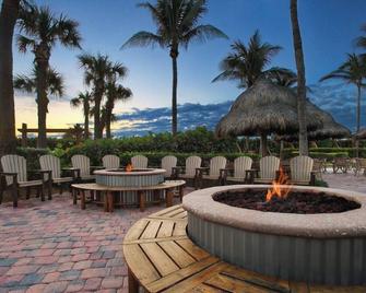 Marriott's Ocean Pointe - Palm Beach Shores - Innenhof