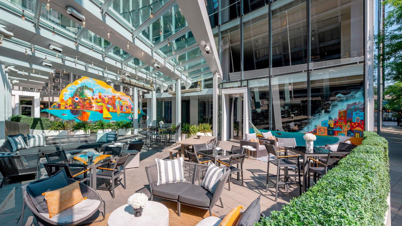 Sofitel Chicago Magnificent Mile