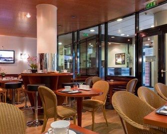 تينيو أبارتوتل بوردو - جير سان جيان - بوردو - مطعم