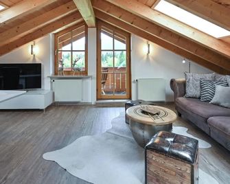 Chalet im Haus Schlossblick - Füssen - Living room