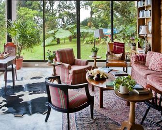 Poas Lodge - Alajuela - Lounge