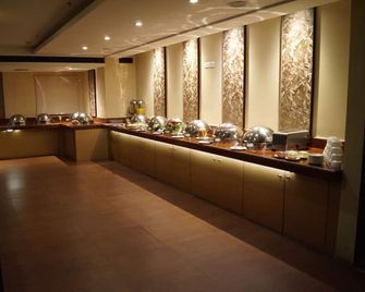 Hotel Winsar Park - Visakhapatnam - Buffet