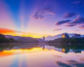 Bishui Shanju Lakeside B&B - Yuchi Township - Außenansicht