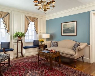 Harbor Light Inn - Marblehead - Wohnzimmer