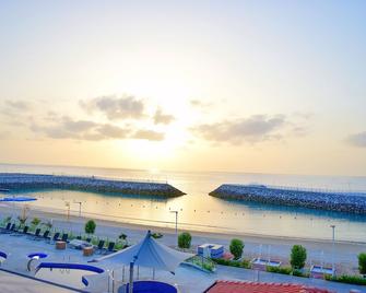 Mirage Bab Al Bahr Beach Resort - Al Aqah - Plage