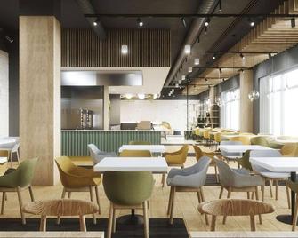 B&b Hotel Kielce Centrum - Kielce - Restaurante
