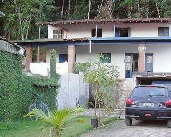 Cocanha Beach - Vacation House Rental - Caraguatatuba - Vista del exterior