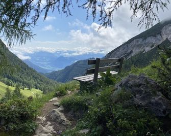 Hotel Standlhof Zillertal - Uderns - Außenansicht