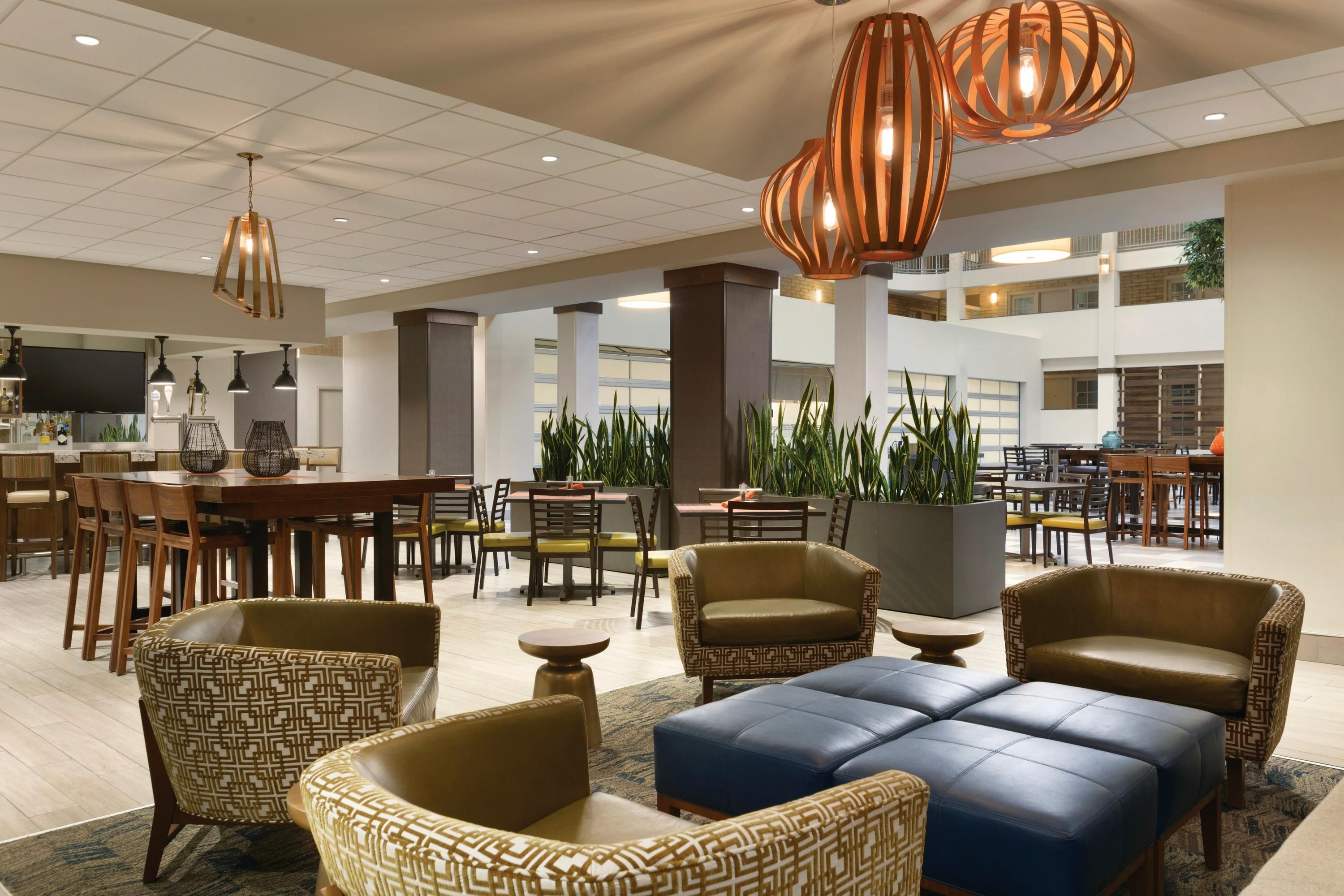 Embassy Suites by Hilton Minneapolis Bloomington Edina - Bloomington - Bar