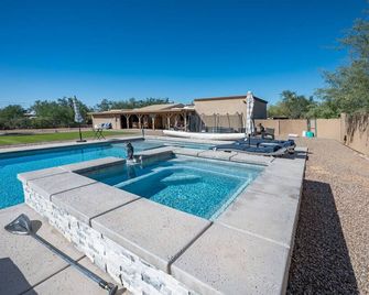 Oro Valley Guest House With Roof Top Vie - Oro Valley - Pool