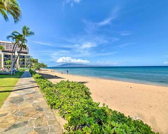 Cute Beachfront Condo with Lanai and Resort Pools - Kahana - Beach