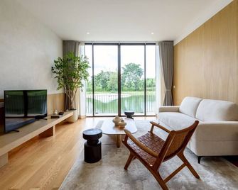 Odina Hotel - Watthana Nakhon - Living room