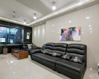 Gallery Hotel Bnb - Jeju City