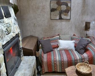 Holiday Home Anka - Gospić - Living room