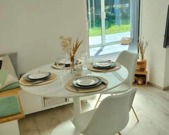 House 100m² close to Olympic Games 2024 - Élancourt - Restaurant