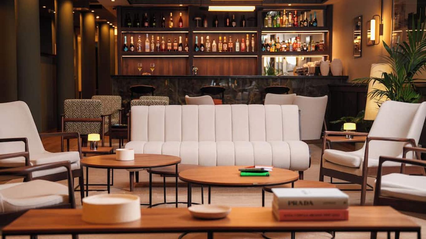 The Honest Budapest by Chic & Basic