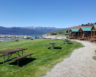 Fantastic Cabin with Fire Pit Close to West Yellowstone, Montana - West Yellowstone