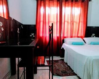 Villa Two Residence - Dehiwala-Mount Lavinia - Bedroom