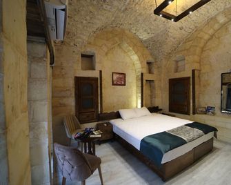 Vefa Konagi Boutique Hotel - Şanlıurfa - Schlafzimmer