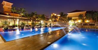 皇家棕櫚廣場度假酒店 - 坎皮納斯 - 坎皮納斯 - 游泳池