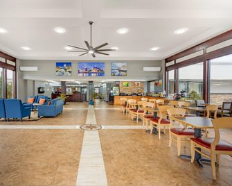Quality Inn and Suites Chattanooga-East Ridge - Chattanooga - Lobby
