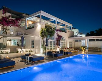 Aressana Spa Hotel and Suites - Thera - Pool