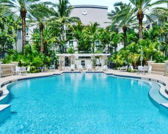 Downtown West Palm Beach - West Palm Beach - Pool