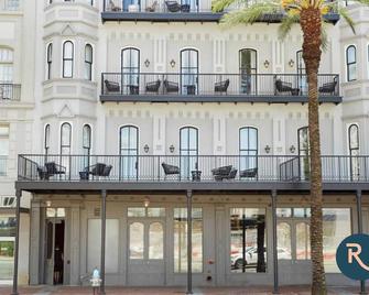 Roami at Canal Quarters - New Orleans - Building