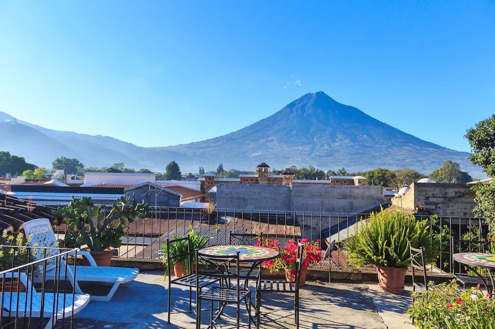 Hotel Casa Rustica By Ahs - אנטיגואה גוואטמלה - מרפסת