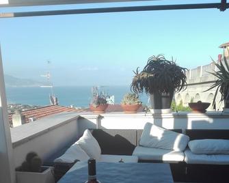 San Felice Circeo: House in the historic center overlooking the gulf - San Felice Circeo - Balcone