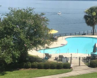 Quaint 2 bedroom condo - Santee - Pool