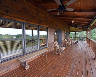 Brew With a View Lodge - Ocoee River Area - Ducktown - Balcón