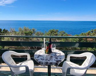 Apartments Ana i Ante Punta (95061-A9) - Milna - island Hvar - Hvar - Balcony