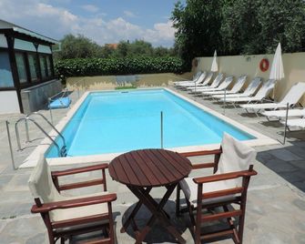 Villa Dafni Studios - Thasos Town - Piscina