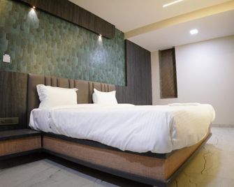 Woodland Hotel - Vizianagaram - Bedroom