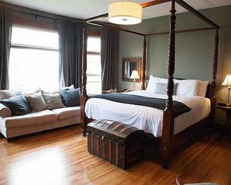 The Hillhurst Inn - Charlottetown - Bedroom