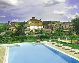 Hotel Barolo - Barolo - Piscina