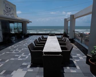 Pipul Ocean View Resort - Puri - Μπαλκόνι