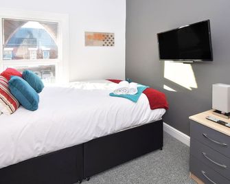 Townhouse @ 272 Walthall Street Crewe - Superior Double With Tv - Crewe - Bedroom