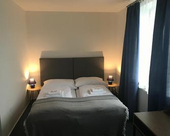 G Hotel Zilina - Žilina - Bedroom