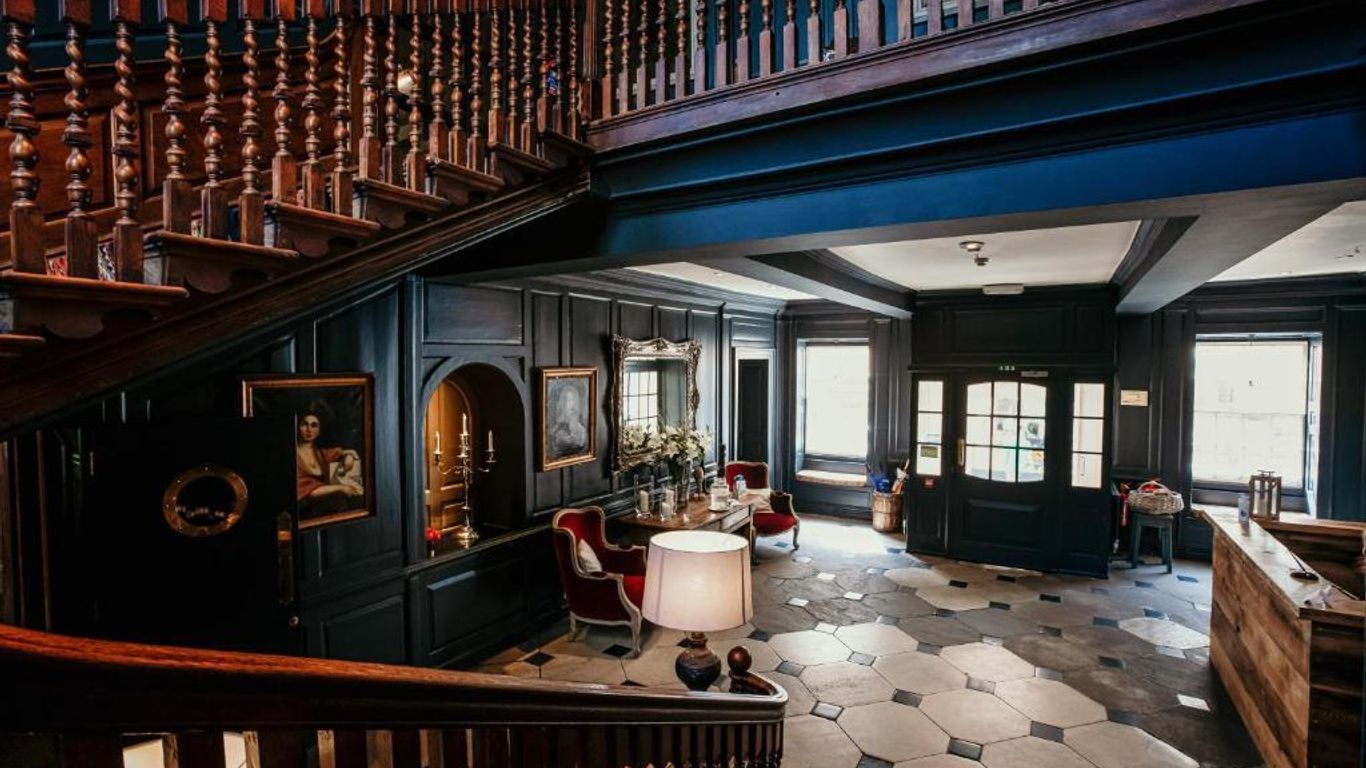 The George Hotel and Beach Club